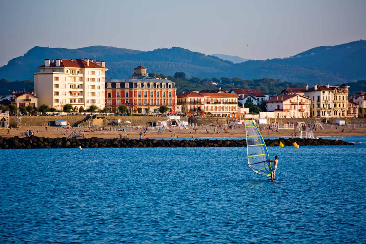 Hôtel de la gare proche de Saint Jean de Luz